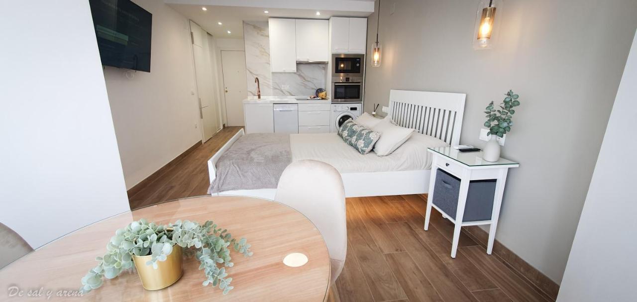 Elegante Estudio Frente A La Playa Benalmádena Εξωτερικό φωτογραφία