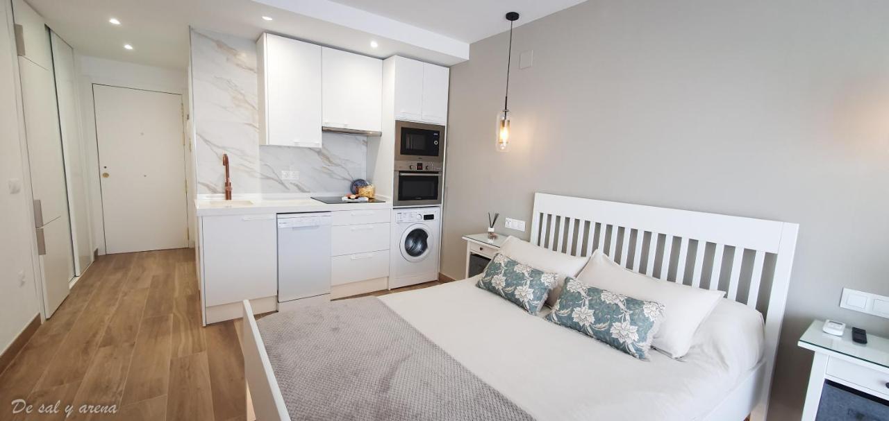 Elegante Estudio Frente A La Playa Benalmádena Εξωτερικό φωτογραφία